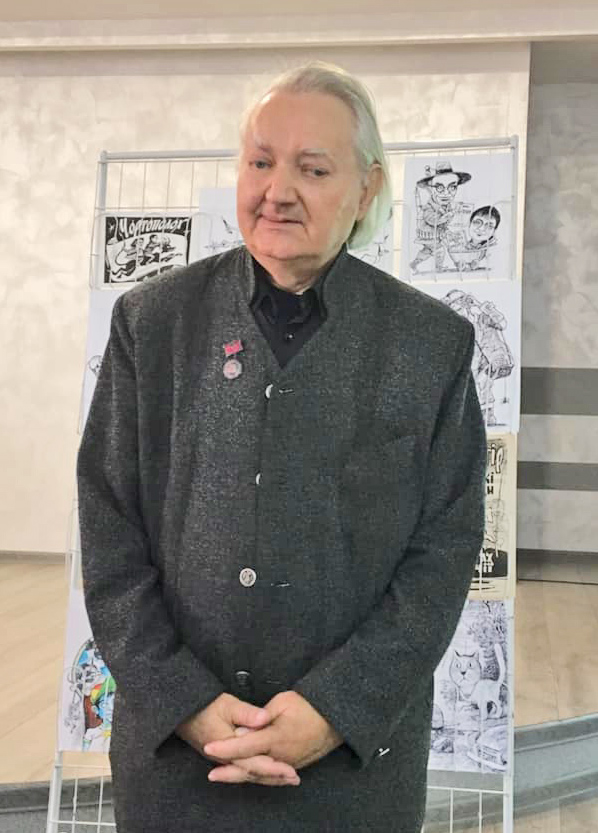 Місто Покровськ, 25 вересня. Зустріч Майстра з читачами. Фото з сайту facebook.com/Pavlo Kushch